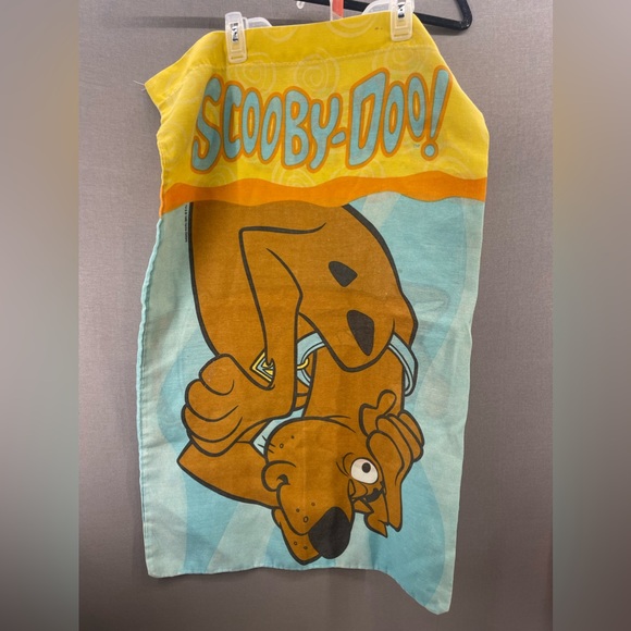 Vintage Scooby doo pillow case. Some spots but still great condition - Picture 1 of 5